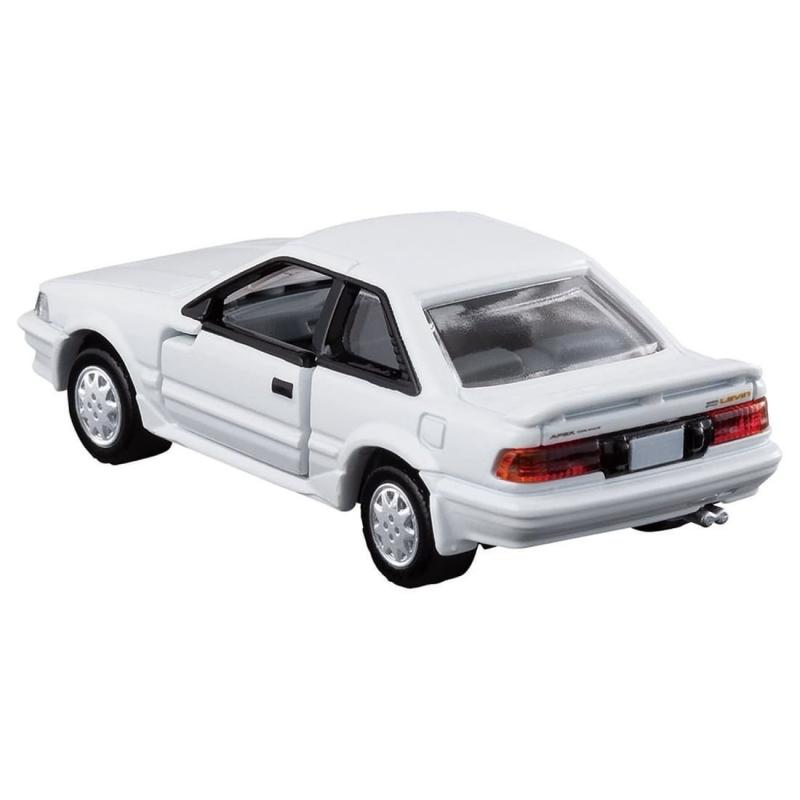 tomica